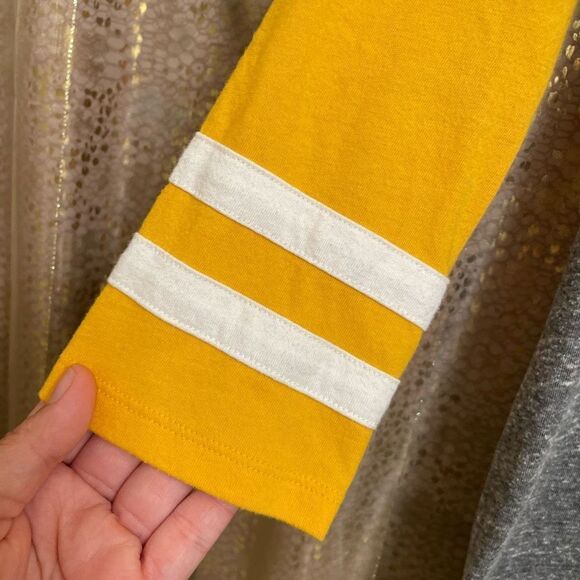 PINK Victorias Secret Yellow White Gray Logo 3/4 Sleeve Top, XS - Picture 4 of 4